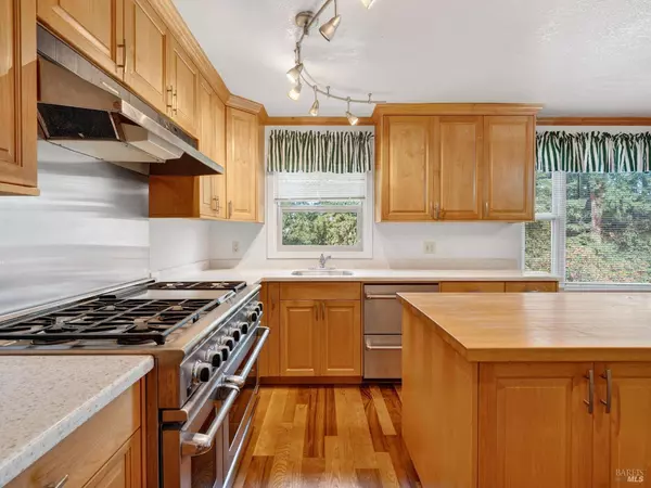 640 Dora AVE, Ukiah, CA 95482