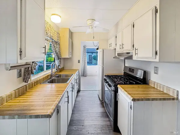 700 E Gobbi ST 73, Ukiah, CA 95482