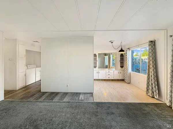 700 E Gobbi ST 73, Ukiah, CA 95482