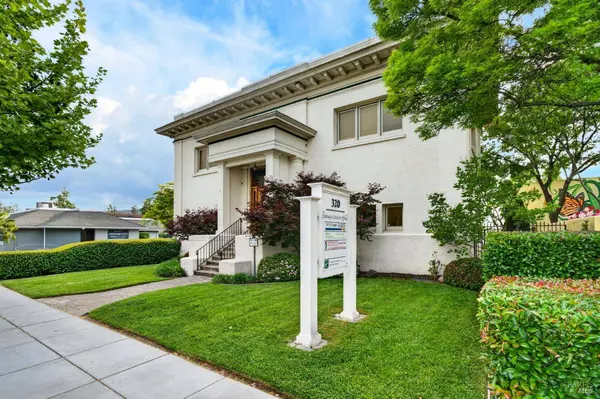 320 S State ST, Ukiah, CA 95482