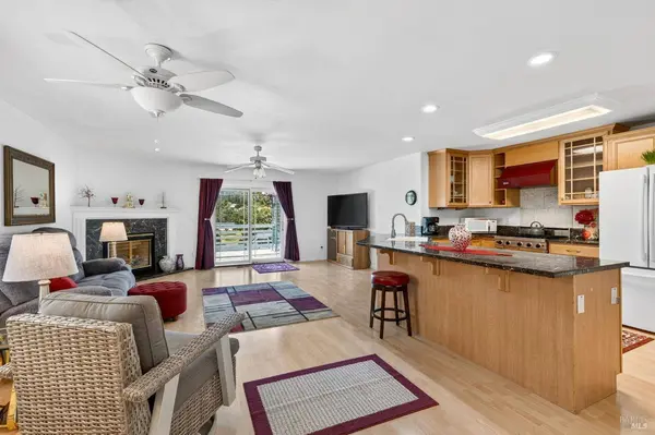 1567 Casteel DR, Willits, CA 95490