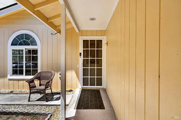 1567 Casteel DR, Willits, CA 95490