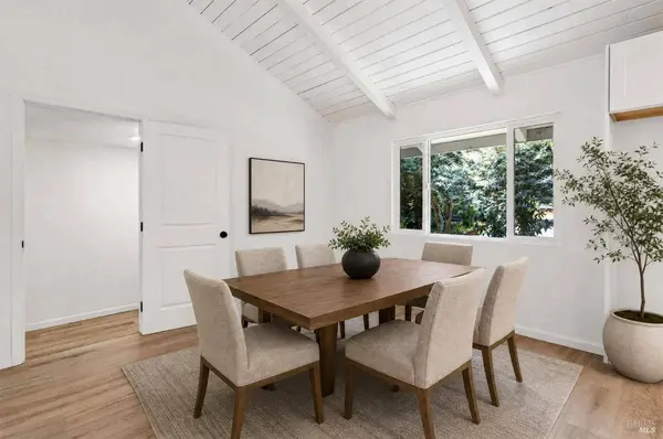 16901 Boice LN, Fort Bragg, CA 95437