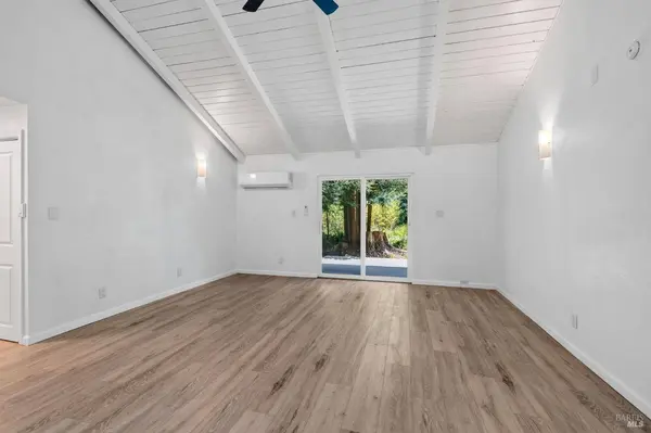 16901 Boice LN, Fort Bragg, CA 95437