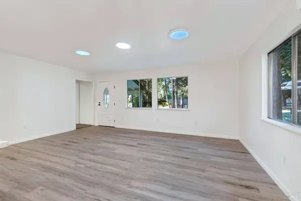 27171 Bear DR, Willits, CA 95490