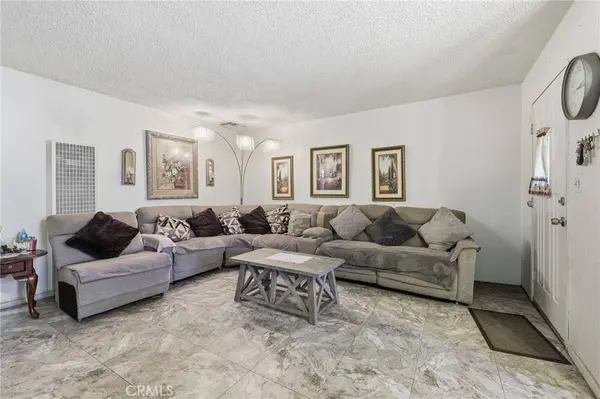 1620 E Avenue Q10, Palmdale, CA 93550