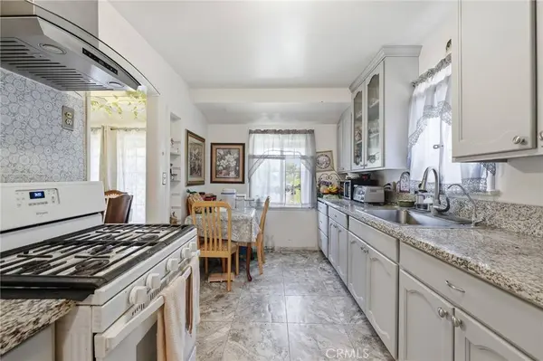1620 E Avenue Q10, Palmdale, CA 93550