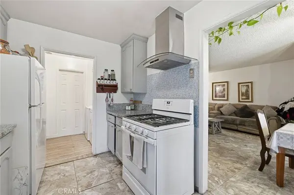 1620 E Avenue Q10, Palmdale, CA 93550