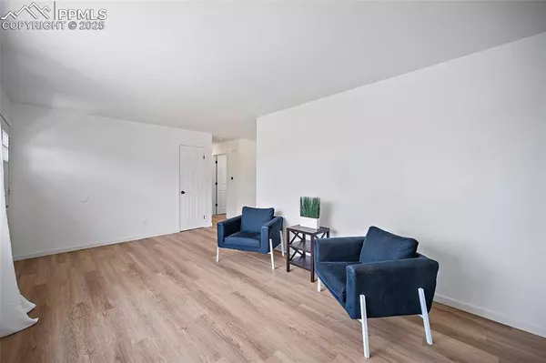 1607 Shasta DR, Colorado Springs, CO 80910