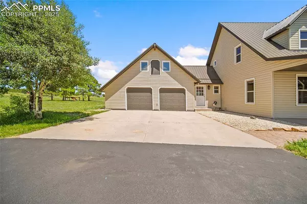 10475 Raygor RD, Colorado Springs, CO 80908