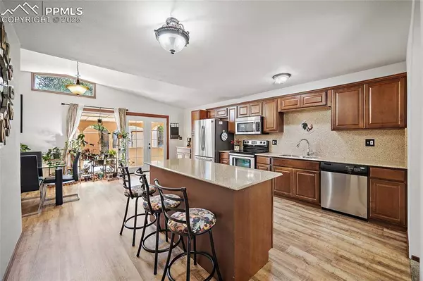 4115 Shelley AVE, Colorado Springs, CO 80910