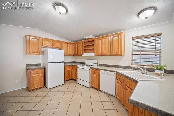 2417 W Cache La Poudre ST #A & B, Colorado Springs, CO 80904