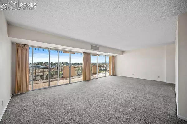 411 Lakewood CIR #C902, Colorado Springs, CO 80910