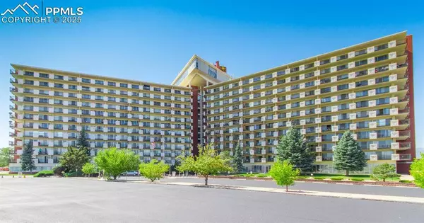 411 Lakewood CIR #C902, Colorado Springs, CO 80910