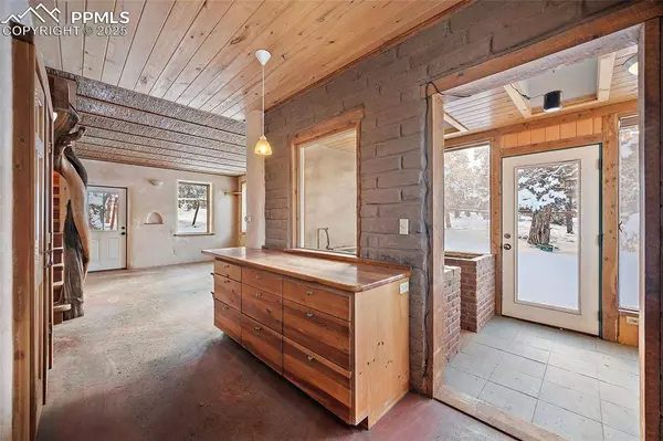 2108 Lone Pine WAY, Crestone, CO 81131