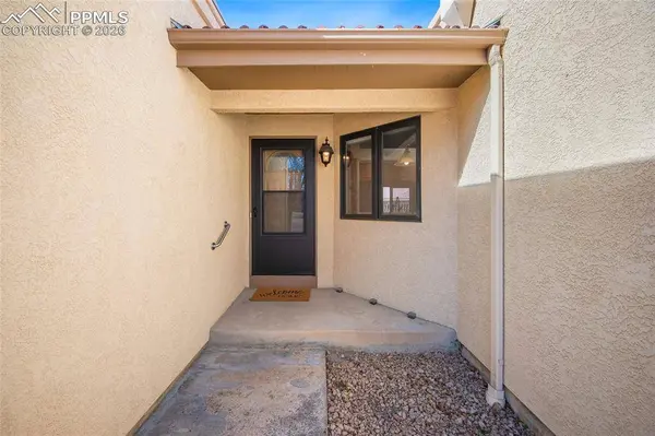 179 S Carmel CT, Pueblo, CO 81007