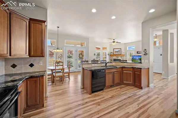 13105 Cake Bread HTS, Colorado Springs, CO 80921