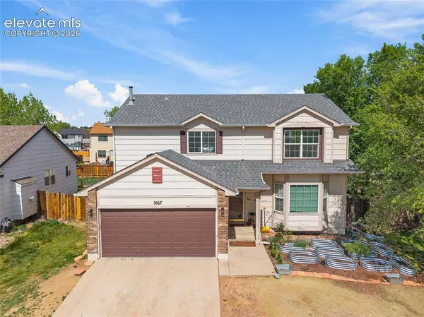 1067 Clogger LN, Fountain, CO 80817