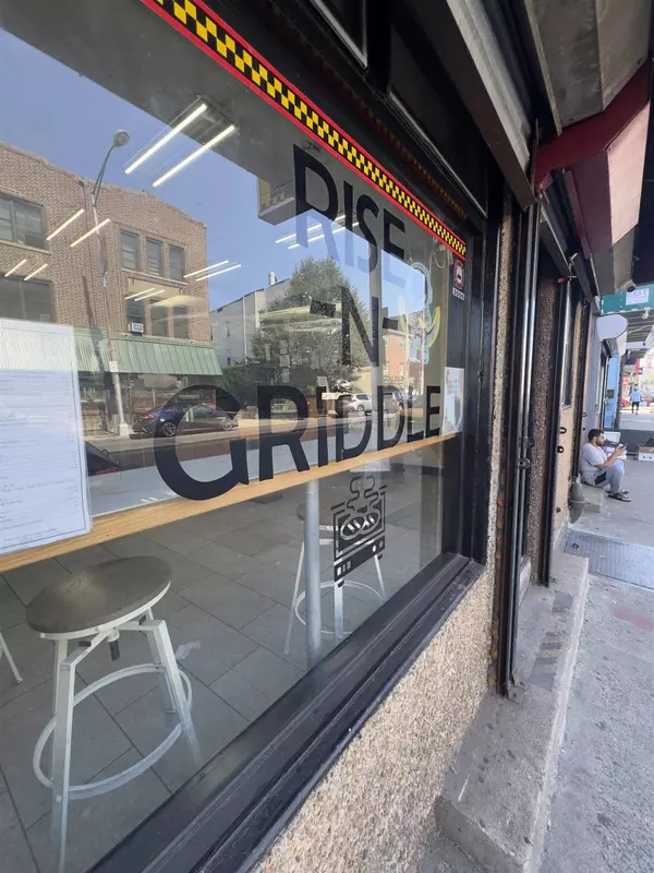 576 WEST SIDE AVE, Jc West Bergen, NJ 07304