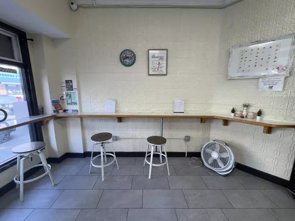 576 WEST SIDE AVE, Jc West Bergen, NJ 07304