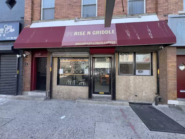 576 WEST SIDE AVE, Jc West Bergen, NJ 07304