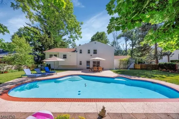 5 Fairview Ave, West Orange Twp., NJ 07052