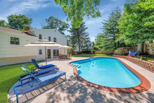 5 Fairview Ave, West Orange Twp., NJ 07052