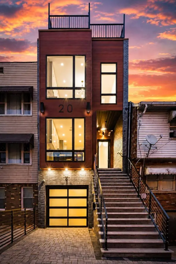20 VAN NOSTRAND AVE, Jc Greenville, NJ 07305