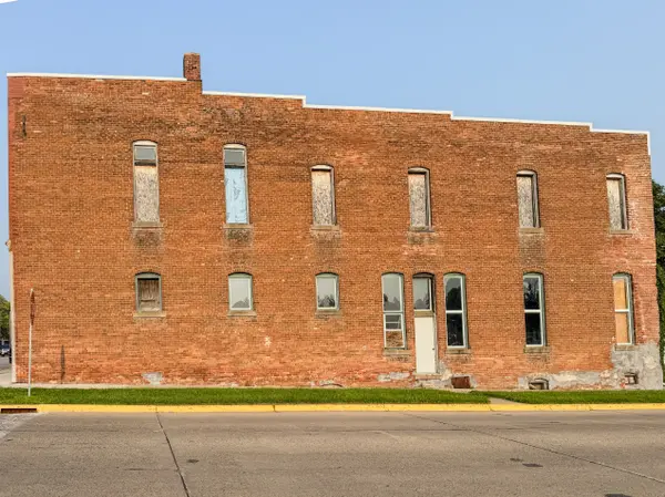 246 W 2nd St, Madrid, IA 50156-1212