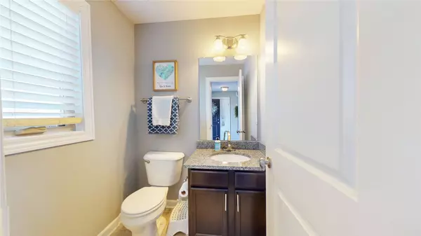 720 SE Driftwood Lane, Waukee, IA 50263