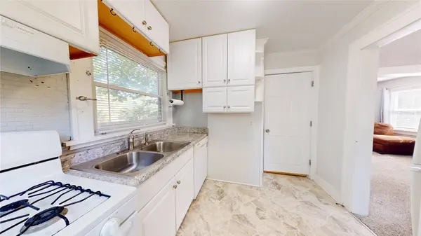 1725 Mondamin Avenue, Des Moines, IA 50314