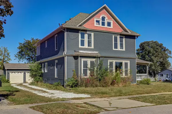 102 N Locust Street, Madrid, IA 50156