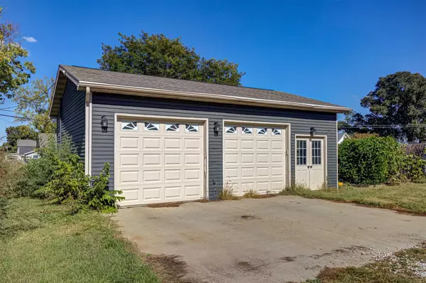 102 N Locust Street, Madrid, IA 50156