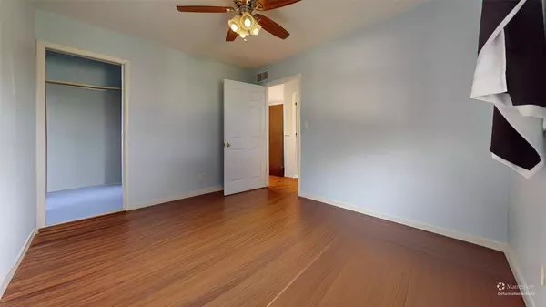 5415 NW Torgerson Drive, Des Moines, IA 50310