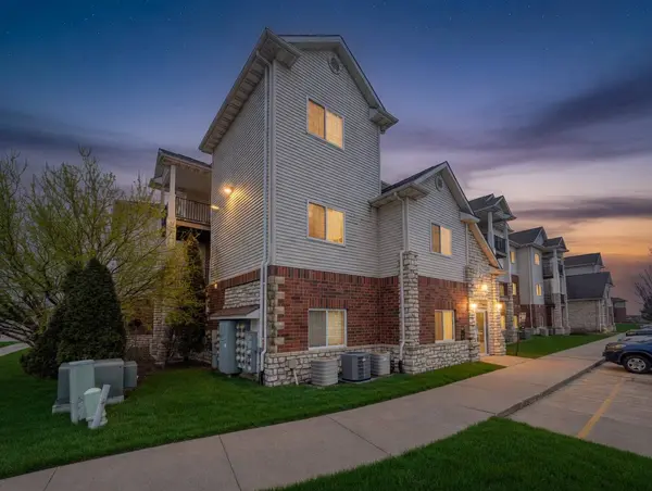 6255 Beechtree Drive #4202, West Des Moines, IA 50266