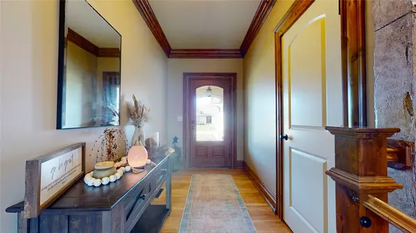 510 Stonegate Court SW, Altoona, IA 50009