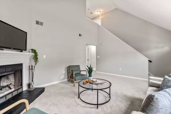 3503 Forest Park Dr #3503, Auburn, MA 01501