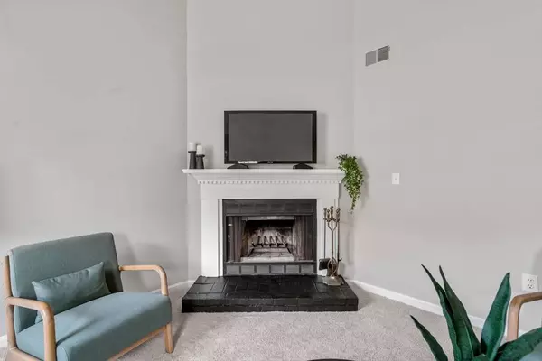 3503 Forest Park Dr #3503, Auburn, MA 01501