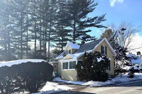 386 June St, Worcester, MA 01602