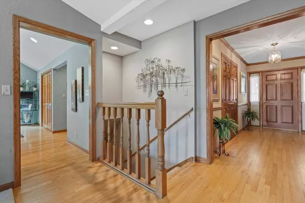 7348 S 77th STREET, Franklin, WI 53132