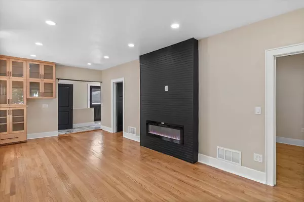 3009 N 72nd STREET, Milwaukee, WI 53210