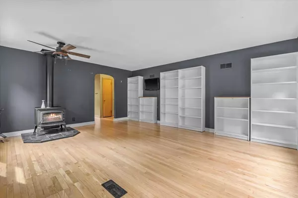 3723 S 3rd STREET, Milwaukee, WI 53207