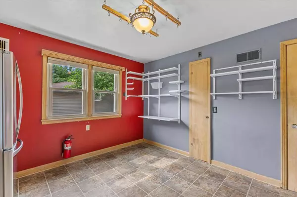 3723 S 3rd STREET, Milwaukee, WI 53207