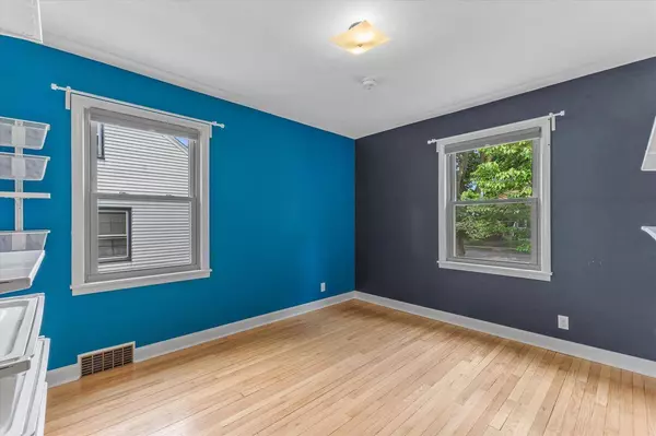 3723 S 3rd STREET, Milwaukee, WI 53207