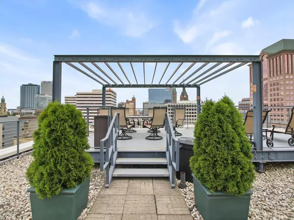 270 E Highland AVENUE #632, Milwaukee, WI 53202