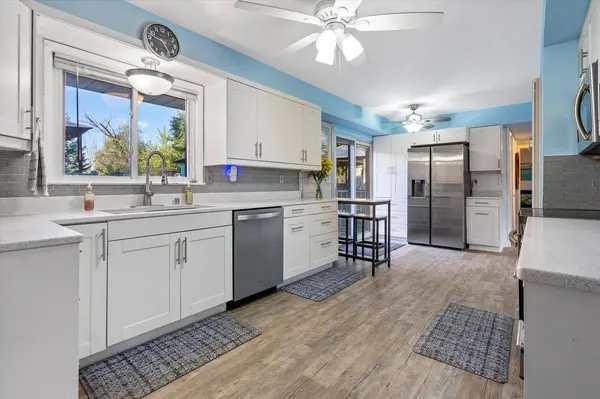 6120 W Lilly LANE, Mequon, WI 53092