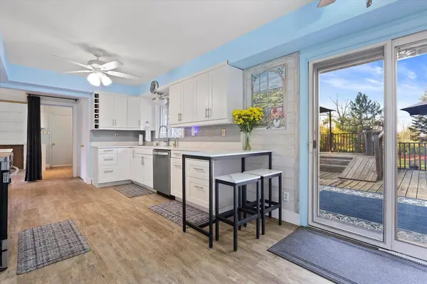 6120 W Lilly LANE, Mequon, WI 53092