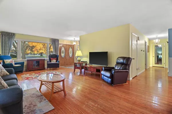 2113 Mt Zion AVENUE, Janesville, WI 53545