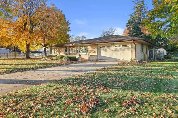 2113 Mt Zion AVENUE, Janesville, WI 53545