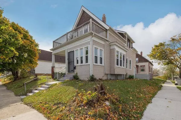 3279 N 21st STREET #3279B, Milwaukee, WI 53206